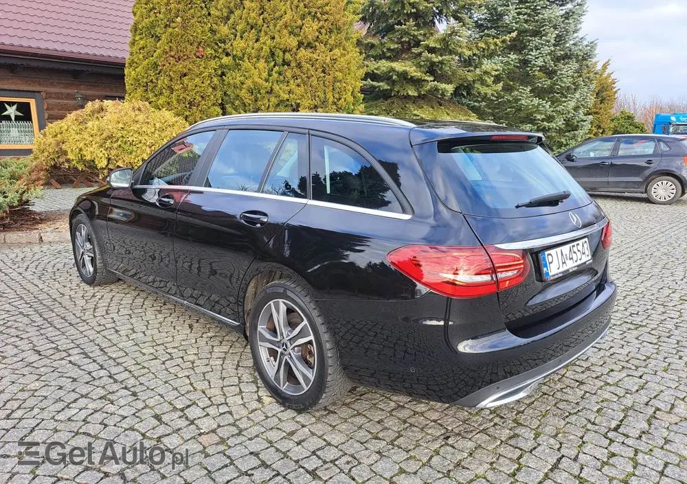 MERCEDES-BENZ Klasa C 220 d 9G-TRONIC Avantgarde