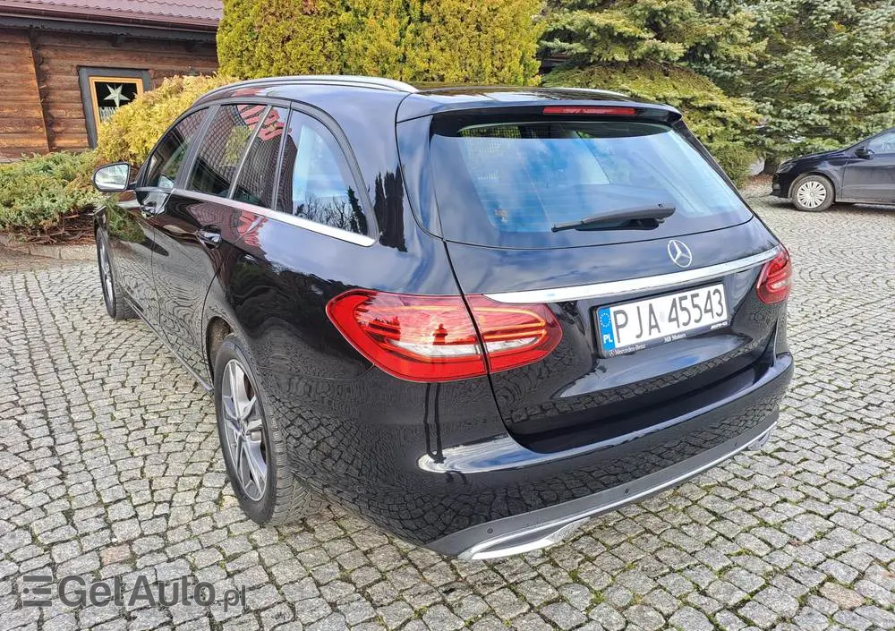 MERCEDES-BENZ Klasa C 220 d 9G-TRONIC Avantgarde