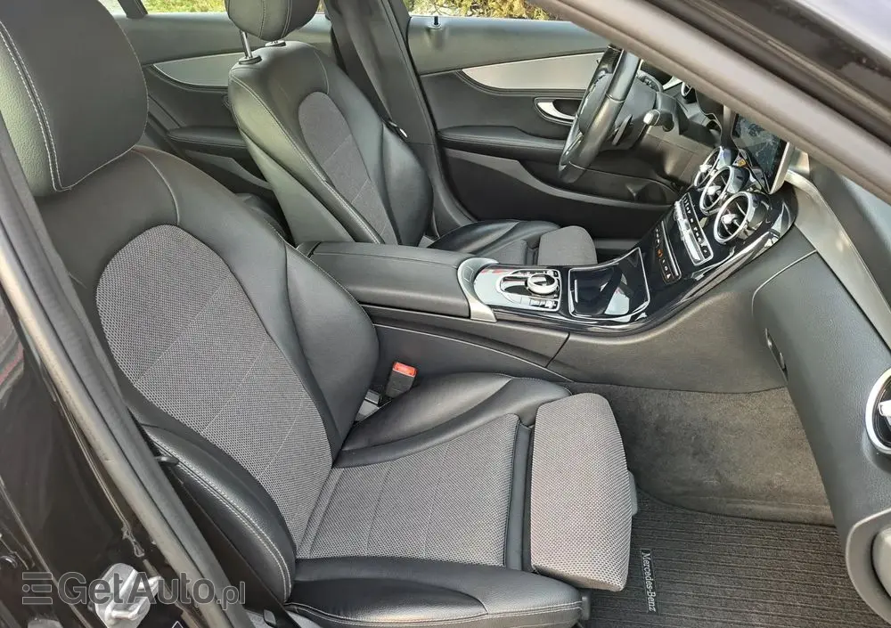 MERCEDES-BENZ Klasa C 220 d 9G-TRONIC Avantgarde