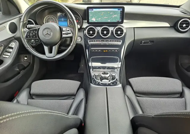MERCEDES-BENZ Klasa C 220 d 9G-TRONIC Avantgarde