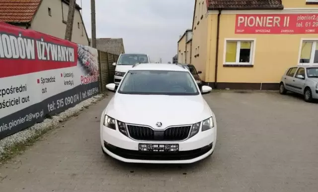SKODA Octavia 