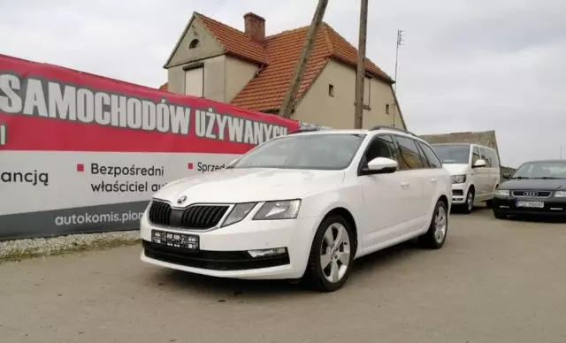 SKODA Octavia 