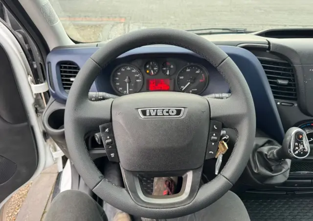 IVECO DAILY 35C18 50C15 50C17 35C14 35C15 35C17 35C18 70C17 72C15 70C18 