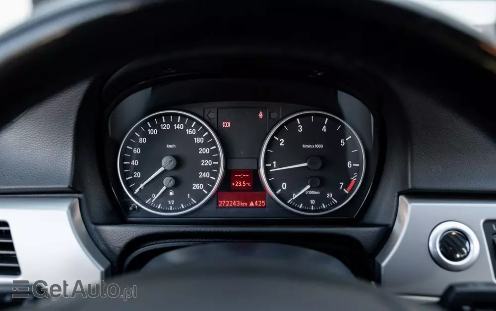 BMW Seria 3 320i Touring