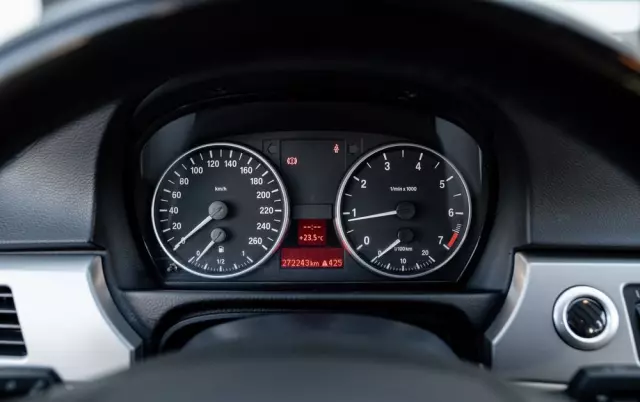 BMW Seria 3 320i Touring