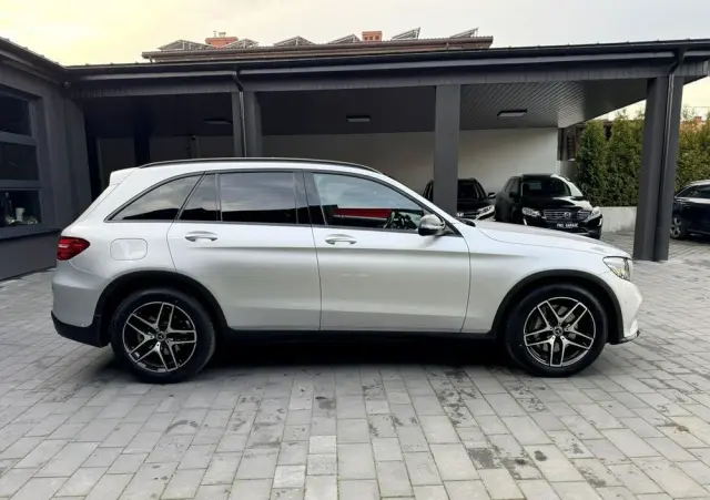 MERCEDES-BENZ GLC 
