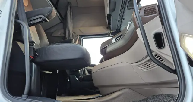 DAF DAF///XG+///530///2023///STANDARD/// RETARDER///FULL LED///VIRTUAL COCPIT///KAMERY///ALUFELGI/// ZABUDOWY MIĘDZYOSIOWE/// PEDANTYCZNY STAN///JAK NOWY 