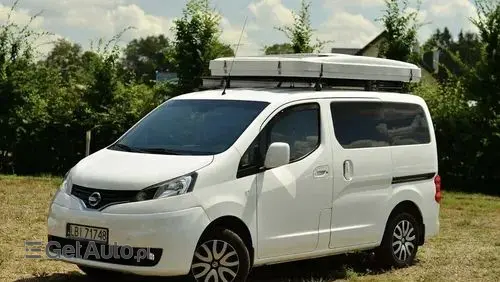 NISSAN NV200 