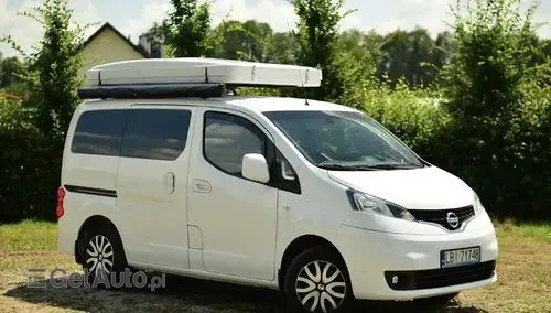 NISSAN NV200 