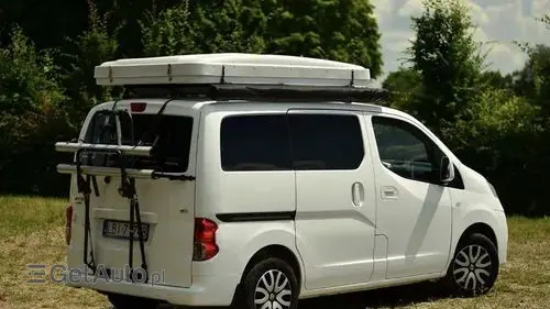NISSAN NV200 