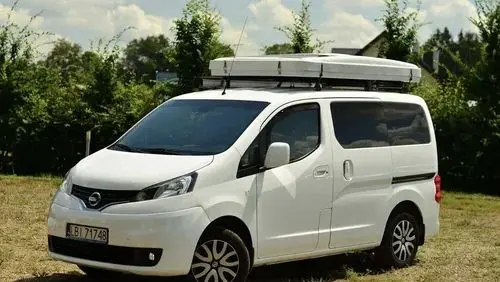 NISSAN NV200 