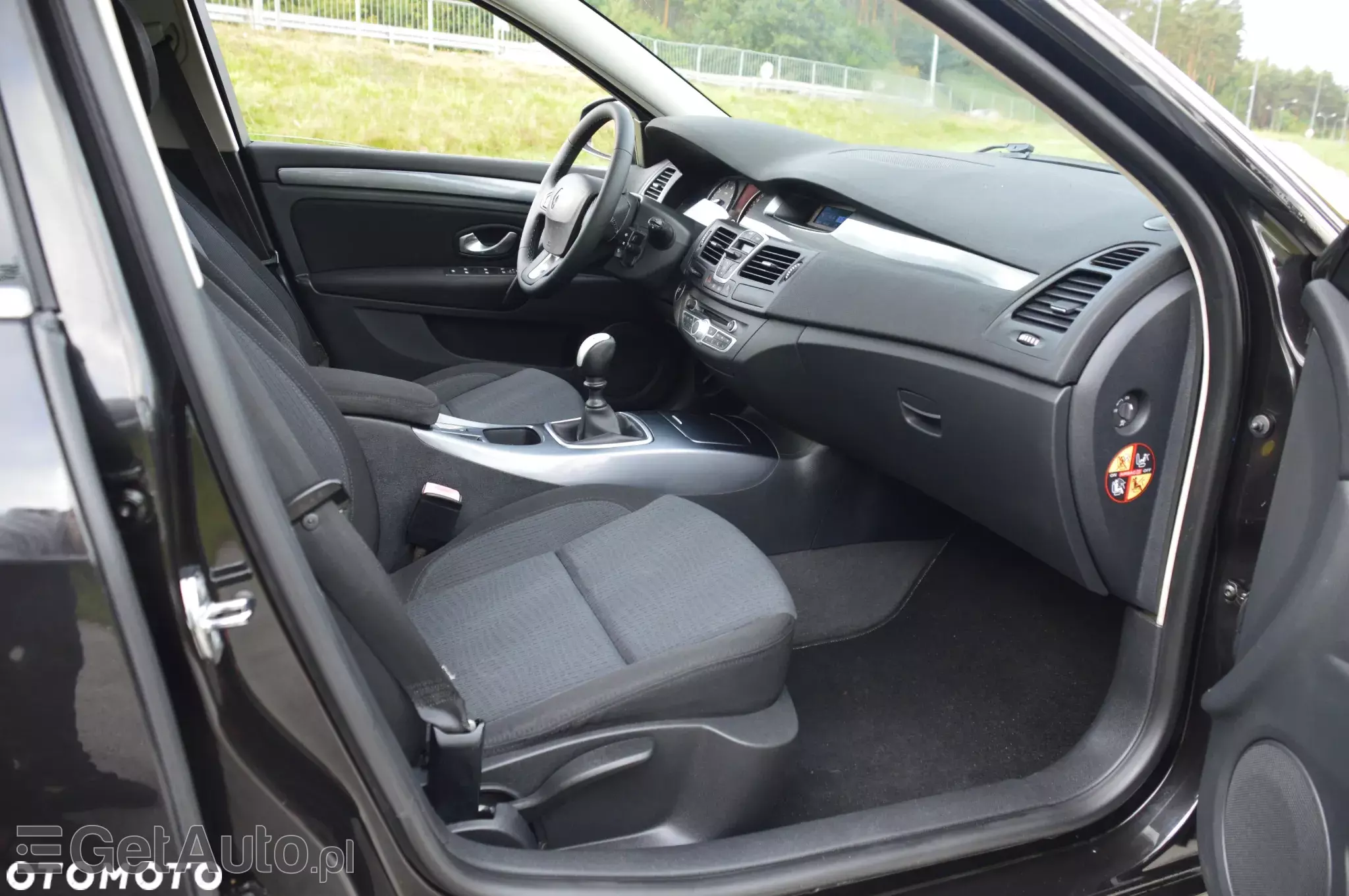 RENAULT Laguna Authentique 110