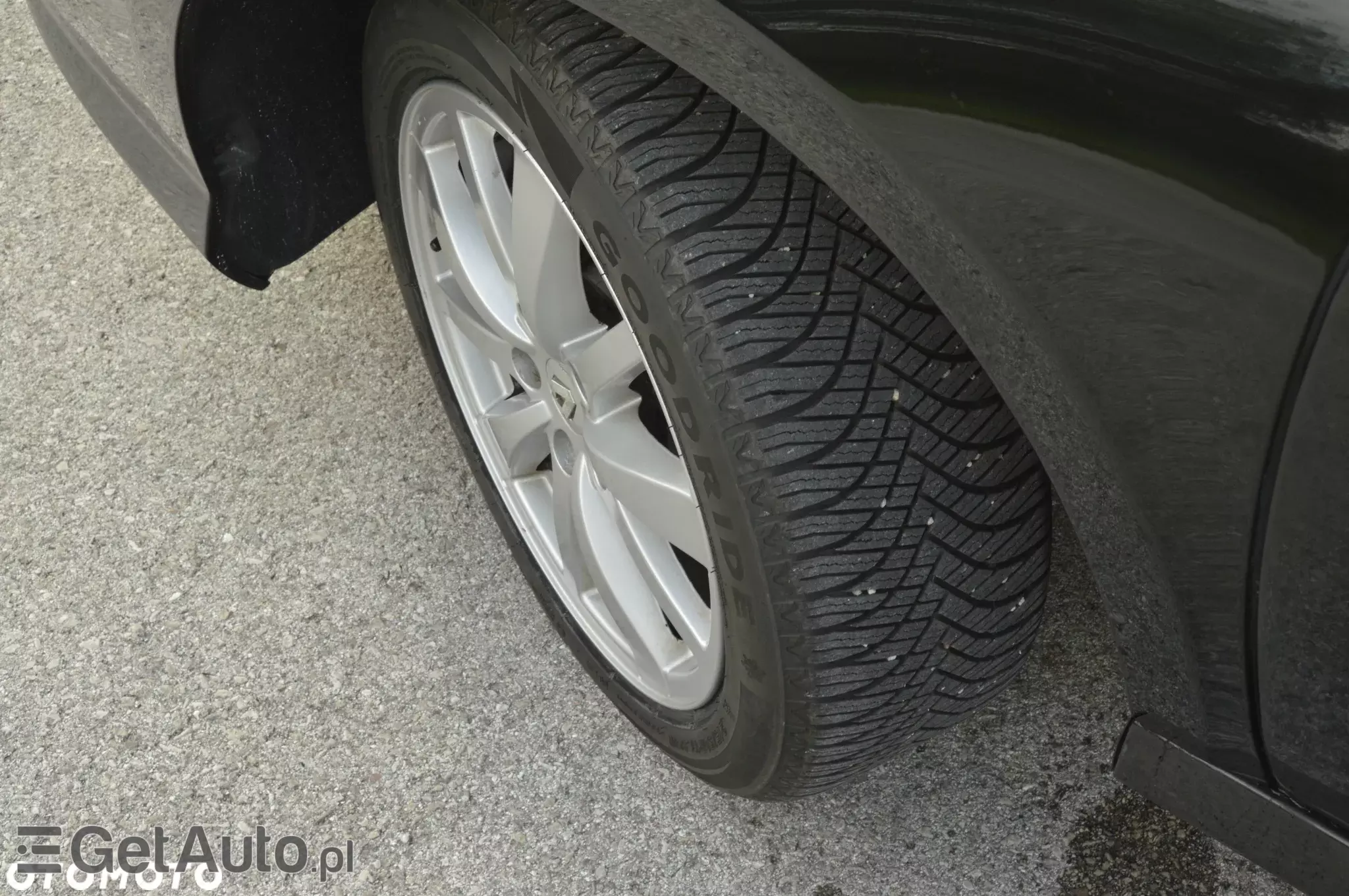 RENAULT Laguna Authentique 110