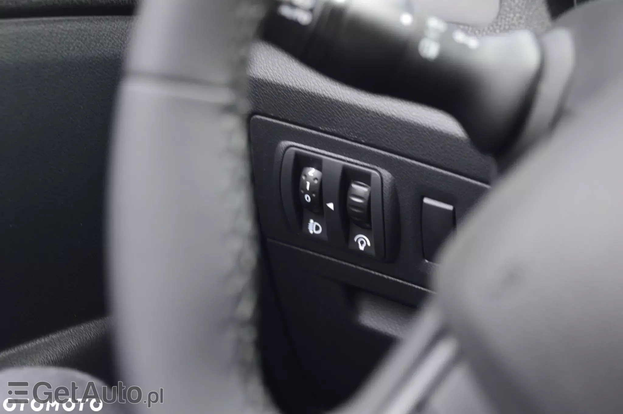 RENAULT Laguna Authentique 110