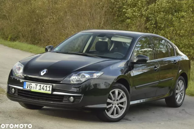 RENAULT Laguna Authentique 110