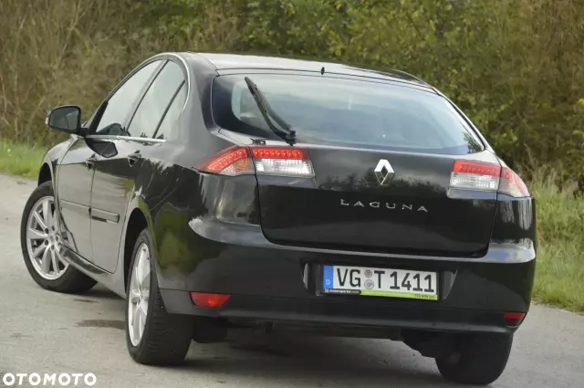 RENAULT Laguna Authentique 110