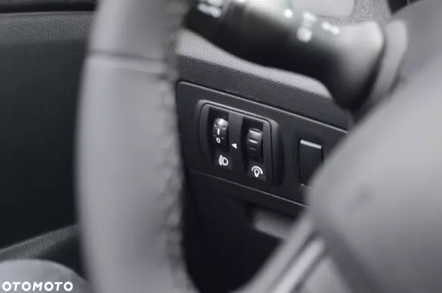 RENAULT Laguna Authentique 110