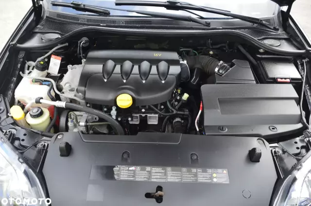 RENAULT Laguna Authentique 110