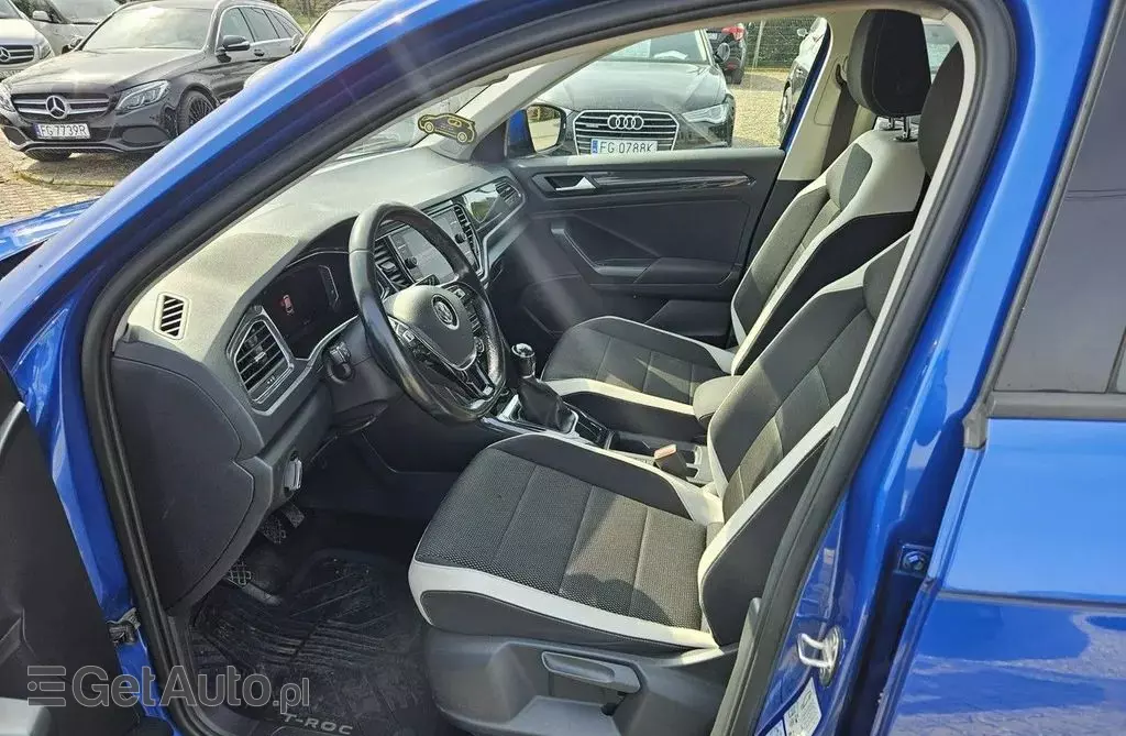 VOLKSWAGEN T-roc 