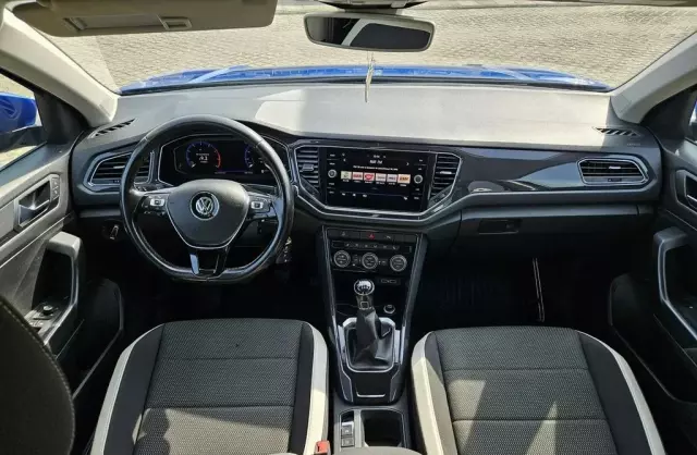 VOLKSWAGEN T-roc 
