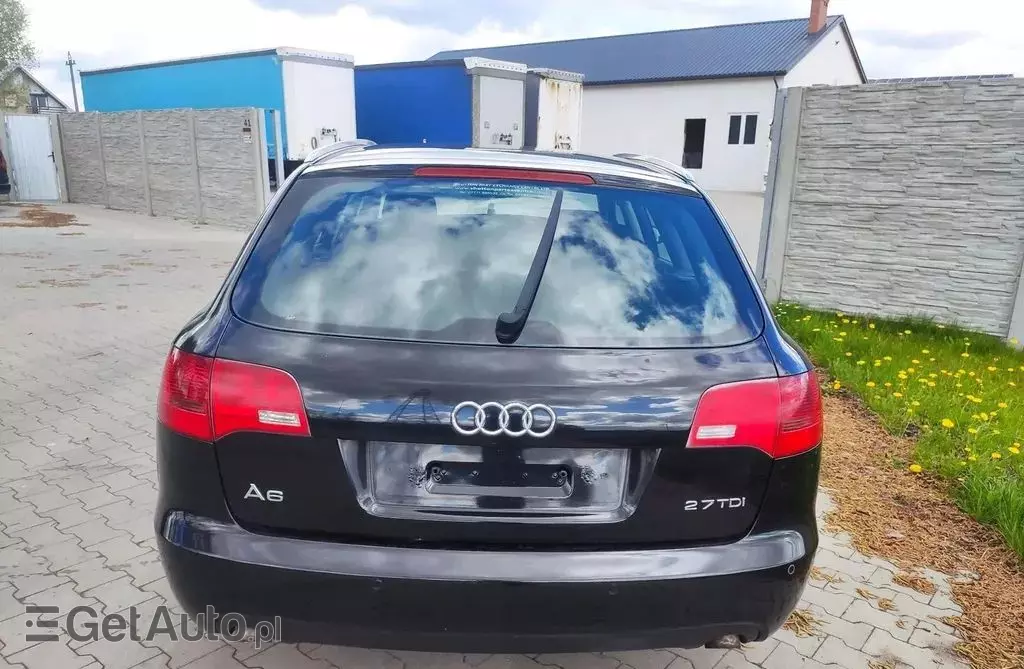 AUDI A6 