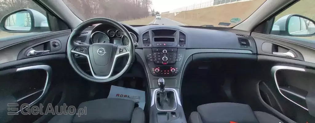 OPEL Insignia 
