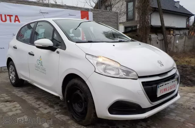 PEUGEOT 208 