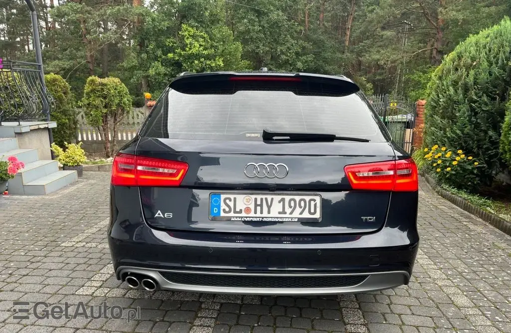AUDI A6 
