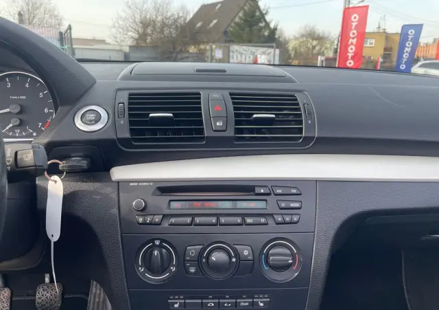 BMW Seria 1 118i Edition Sport