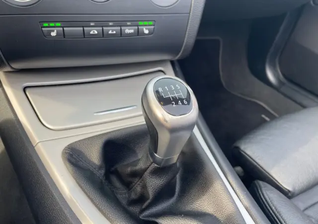 BMW Seria 1 118i Edition Sport