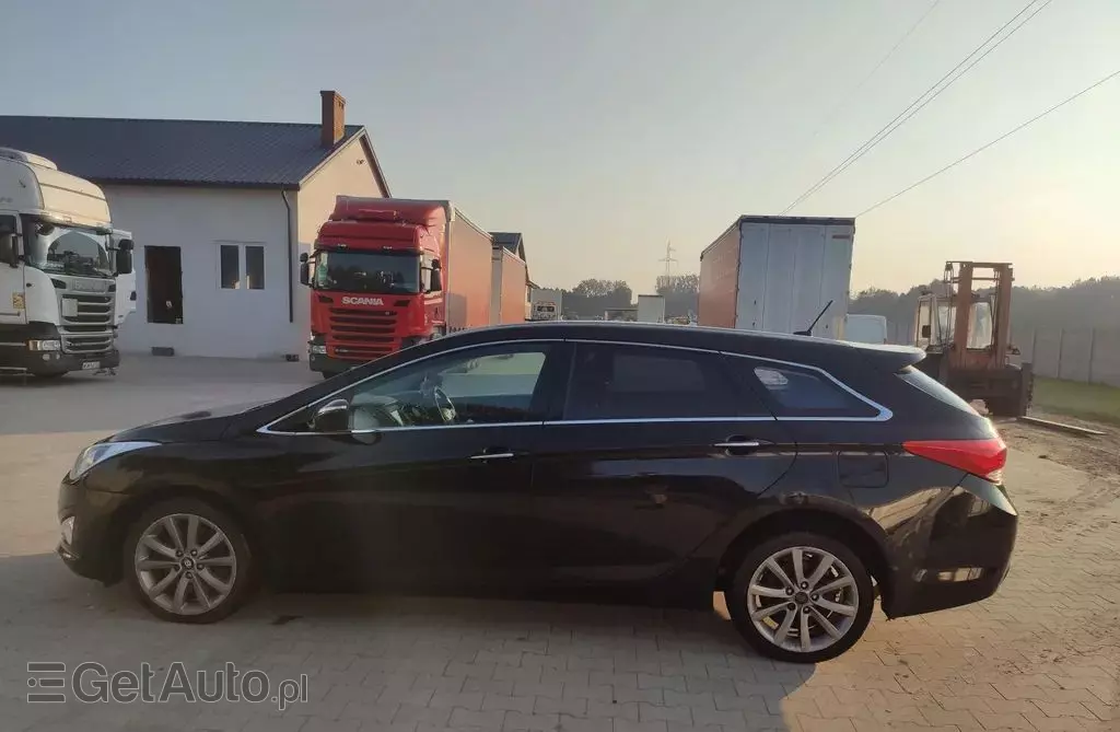 HYUNDAI I40 