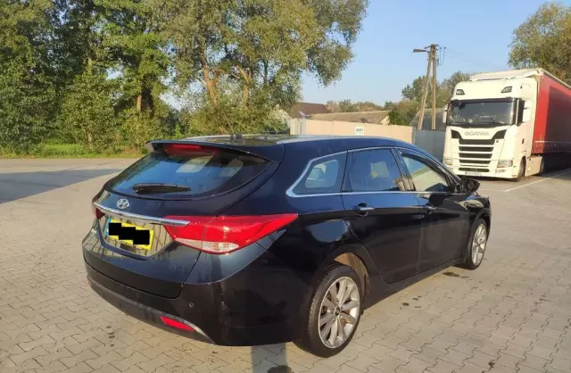 HYUNDAI I40 