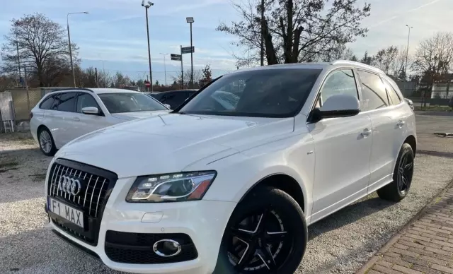 AUDI Q5 