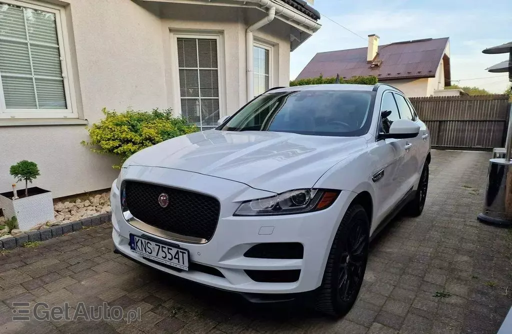 JAGUAR F-Pace 