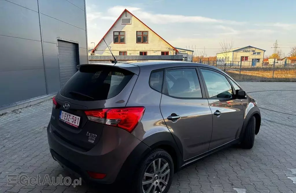 HYUNDAI Ix20 
