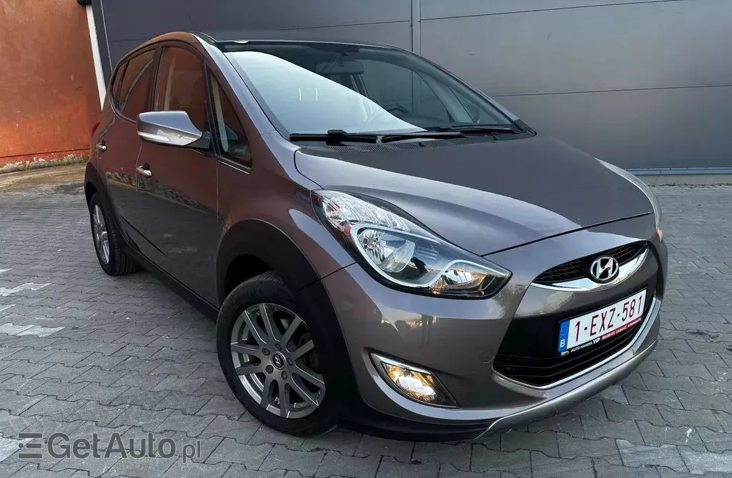HYUNDAI Ix20 