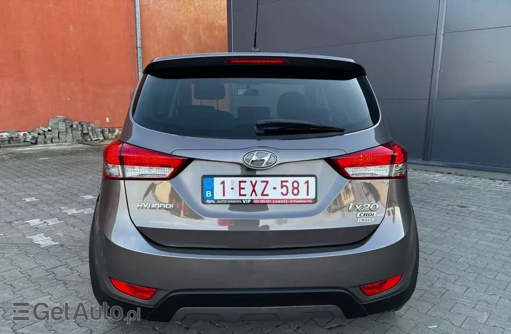 HYUNDAI Ix20 