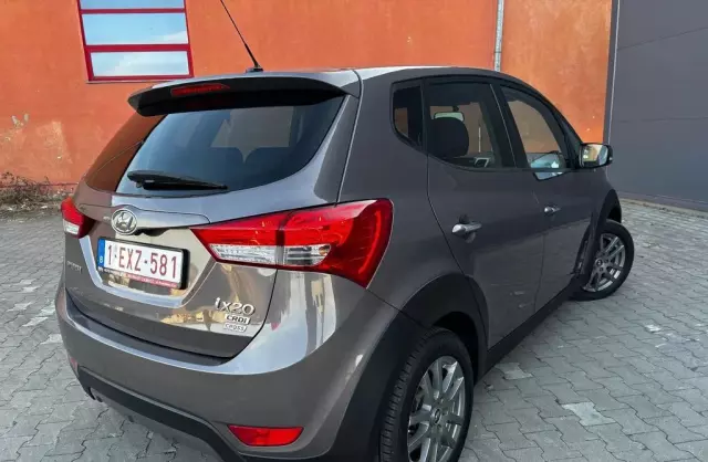 HYUNDAI Ix20 