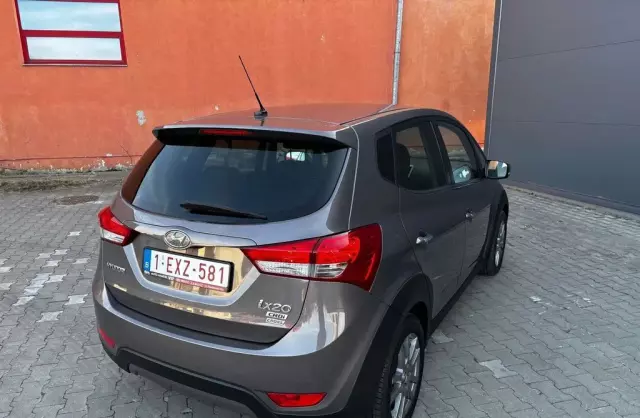 HYUNDAI Ix20 