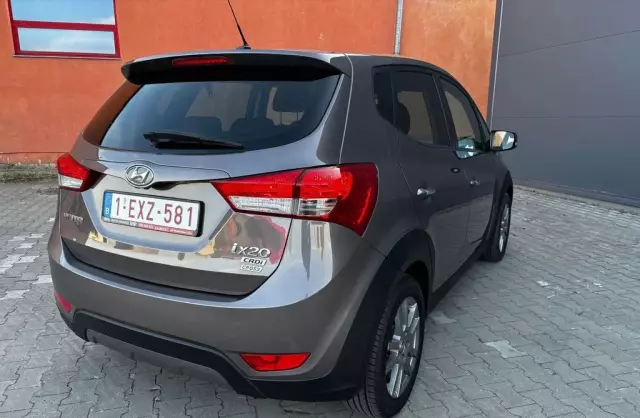 HYUNDAI Ix20 