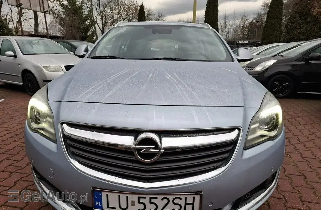 OPEL Insignia 