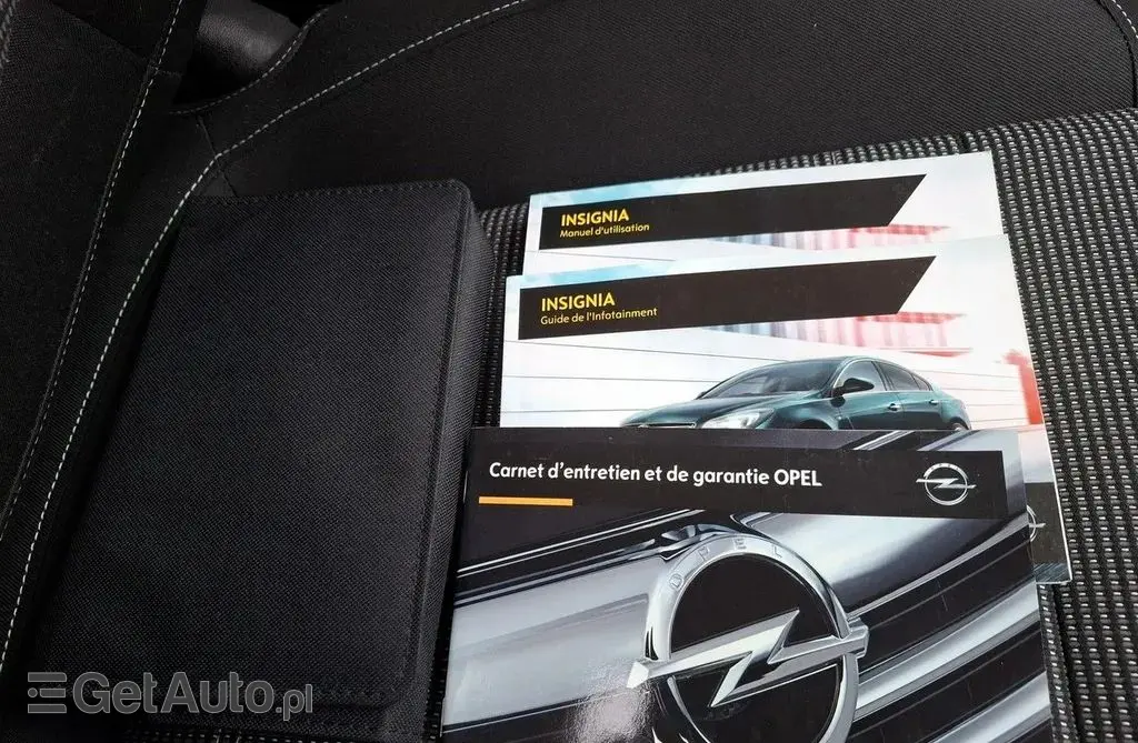 OPEL Insignia 