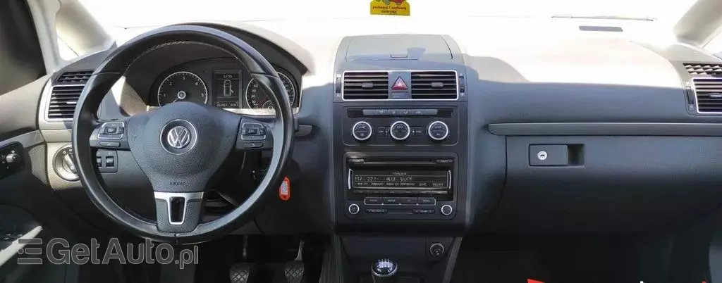 VOLKSWAGEN Touran 