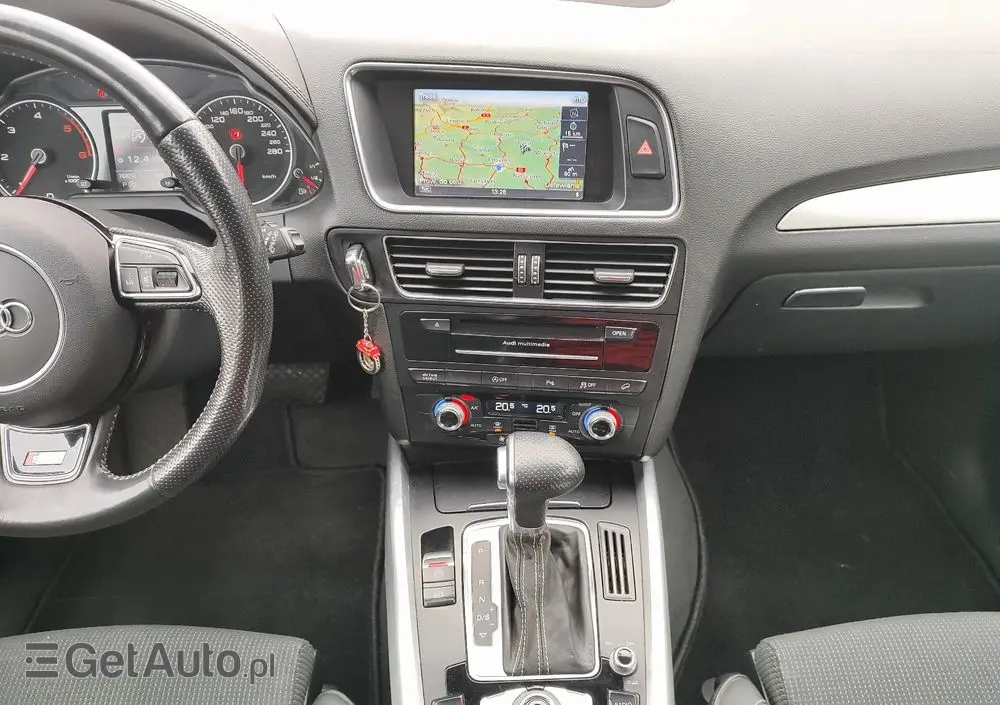 AUDI Q5 3.0 TDI (clean diesel) quattro S tronic