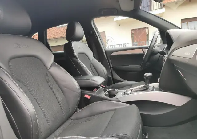 AUDI Q5 3.0 TDI (clean diesel) quattro S tronic