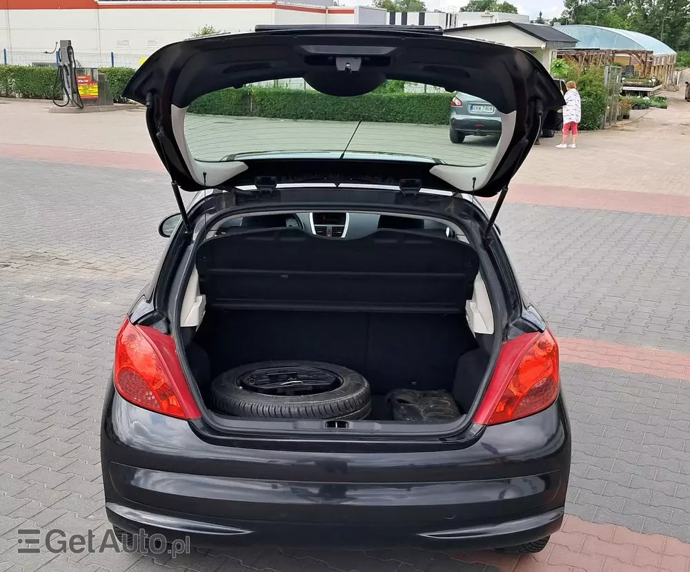 PEUGEOT 207 1.4 16V Trendy