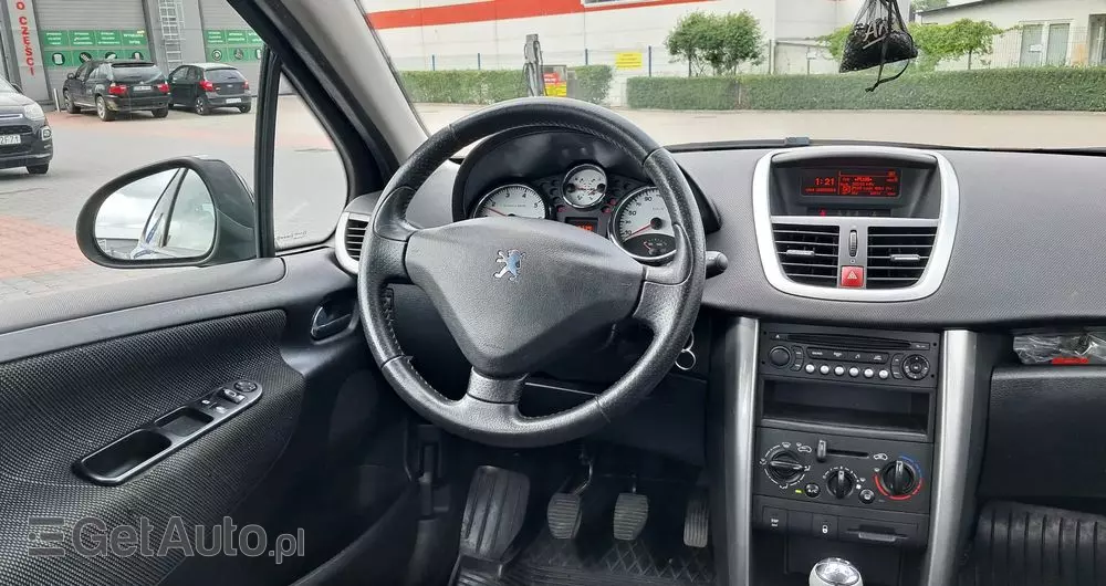 PEUGEOT 207 1.4 16V Trendy