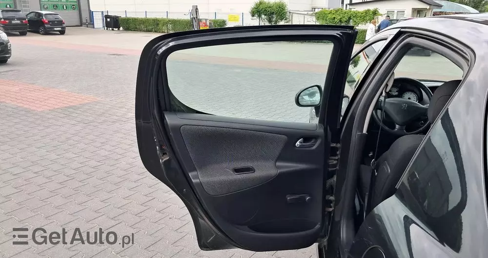 PEUGEOT 207 1.4 16V Trendy