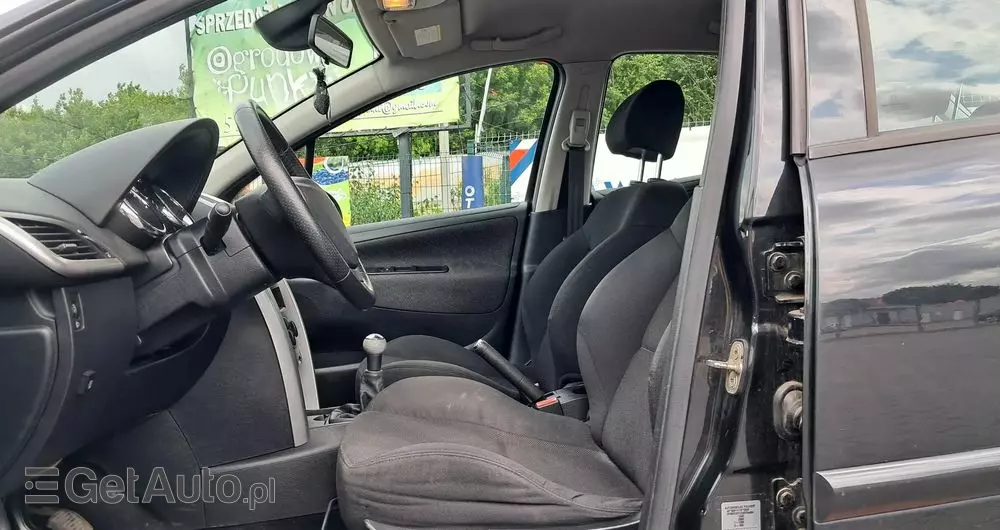 PEUGEOT 207 1.4 16V Trendy