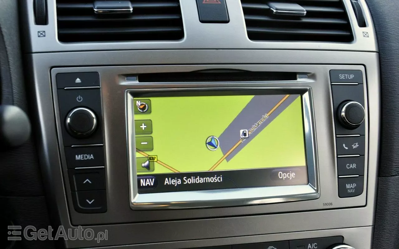 TOYOTA Avensis 2.0 Multidrive S Executive